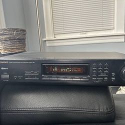 ONKYO T-450RDS Stereo Tuner w/Owner’s Manual