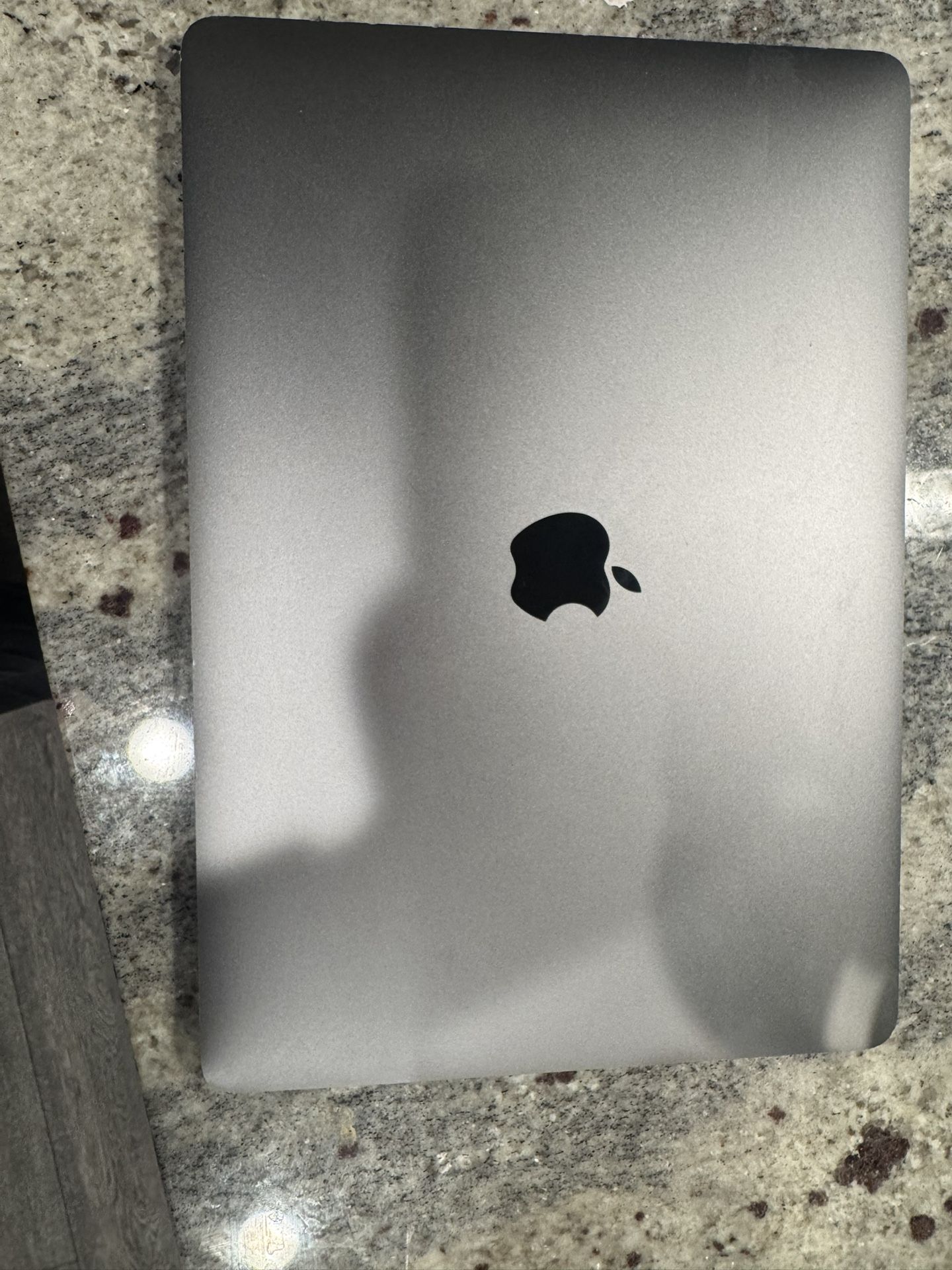 MacBook Pro 13 (2017)