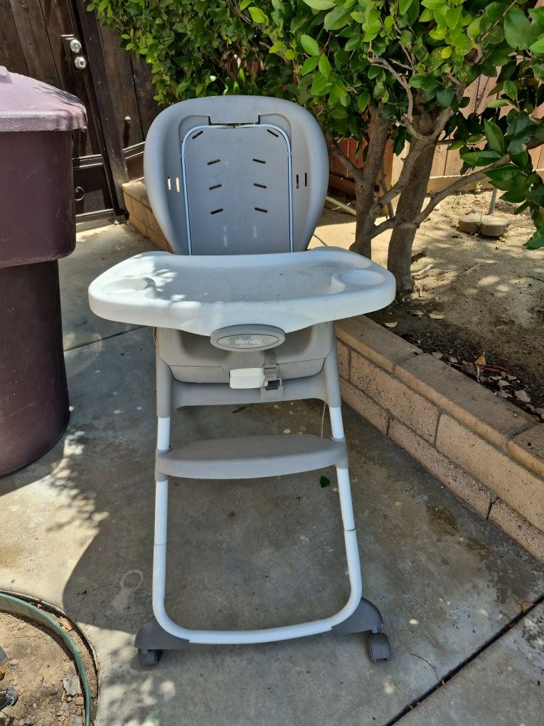 Silla Para Nino, Le Falta El Covertor