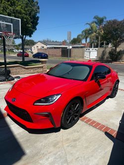 2026 Toyota GR86 · Premium Coupe 2D - Manual Transmission
