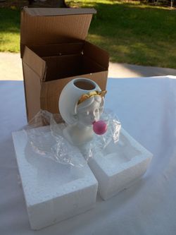 Ceramic Girl Bust Vase with Bubble Gum