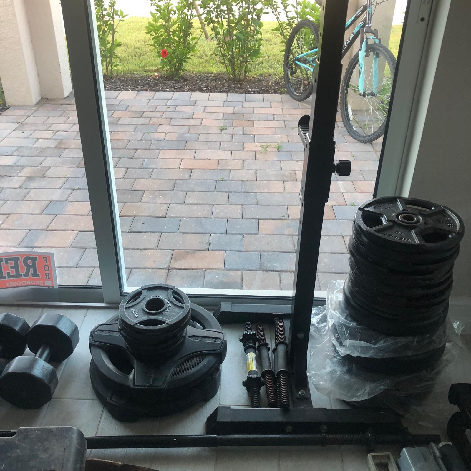 BARBELL SQUAT