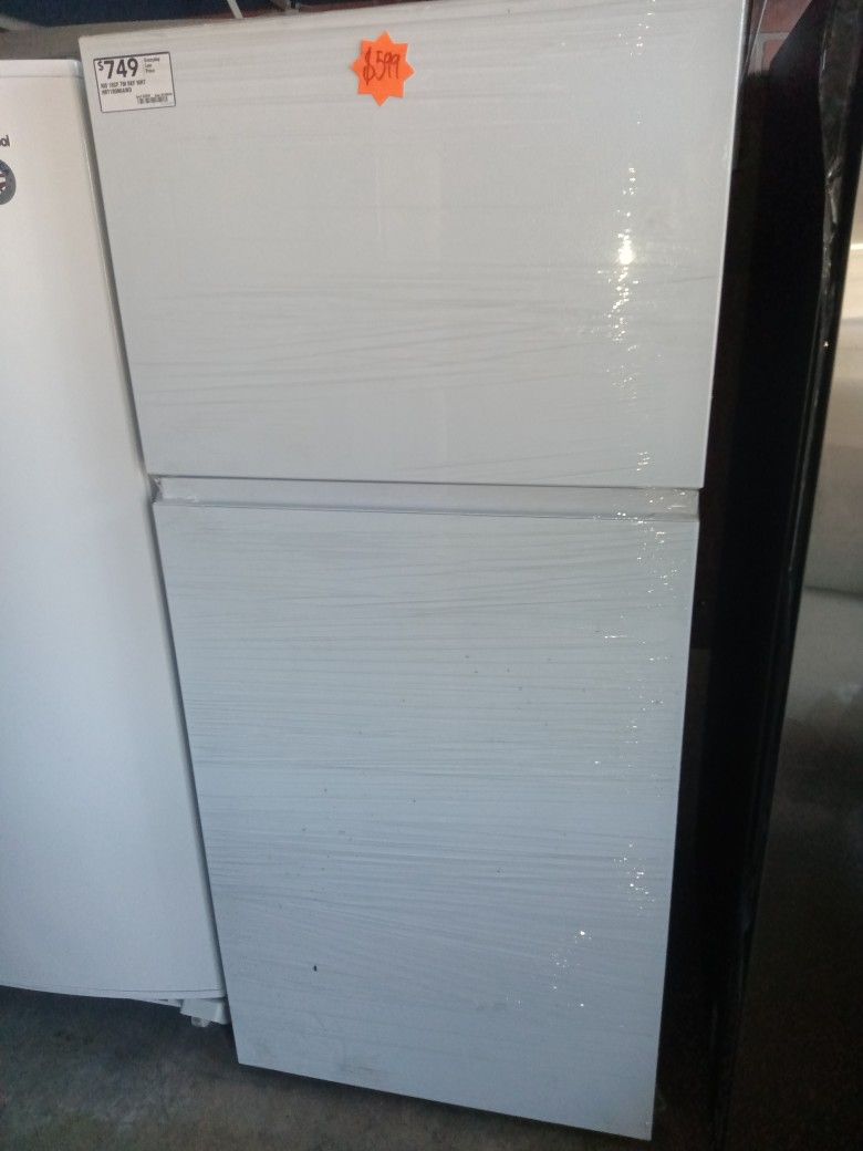 New Whirlpool Top And Bottom Refrigerator White