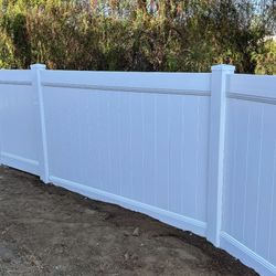 Vinyl Fence - Wholesale Pricing 