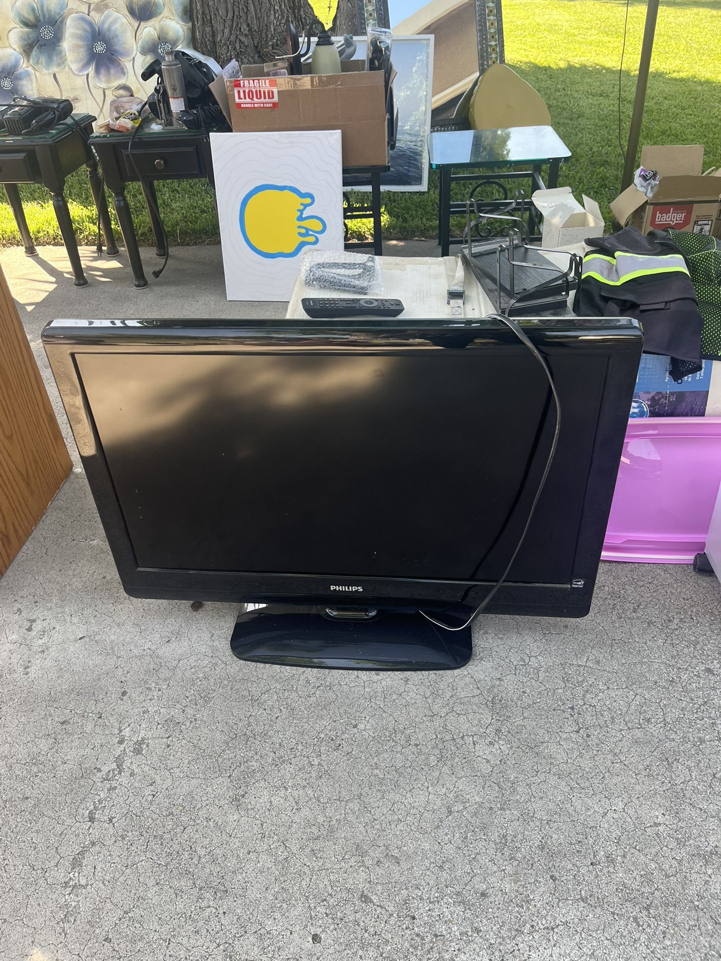 TV