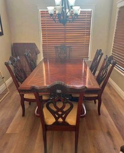 Dining set