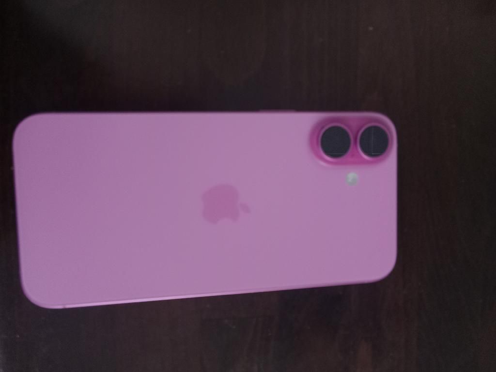 iPhone 16 Plus