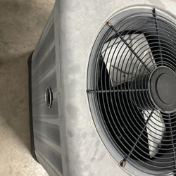 Rheem 2.5-ton Condenser Refrigerant 410