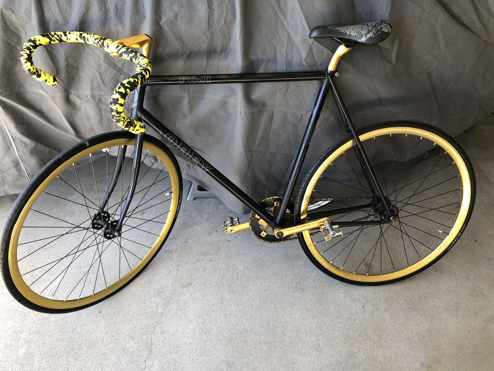 ＦＵＪＩ　Ｂallad 2008 limited edition Obey x Fuji track bike for Sale in