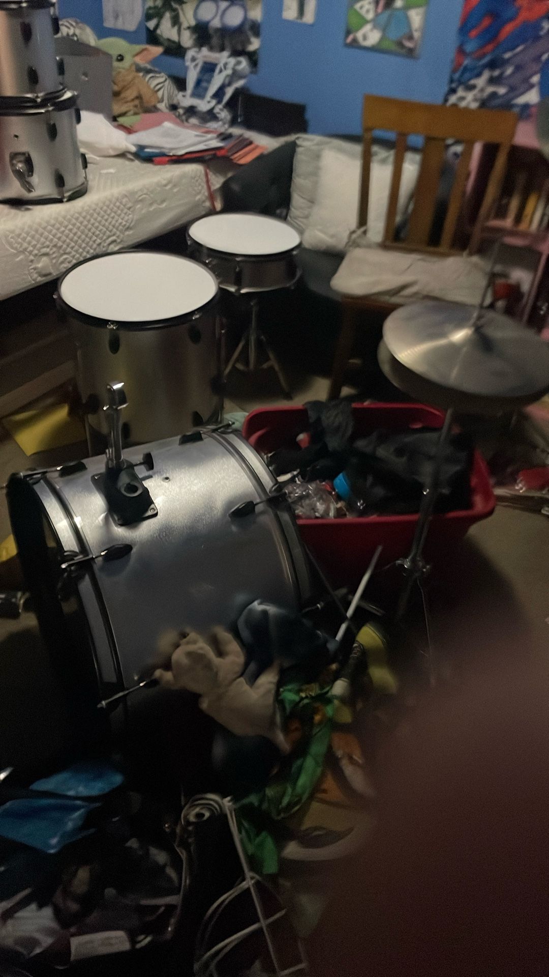 Grey drumkit