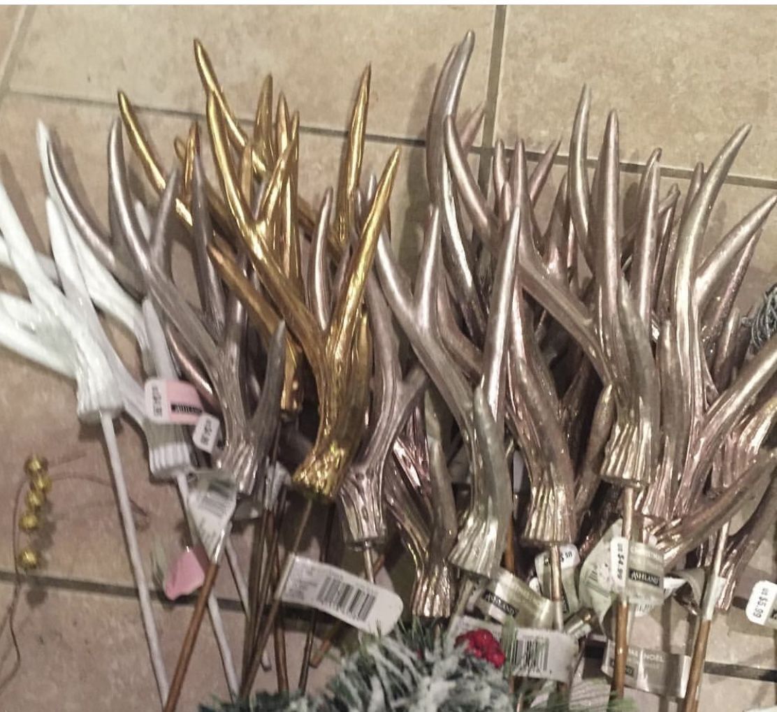 BRAND NEW MIX XMAS TREE DECORATION SEE PICS