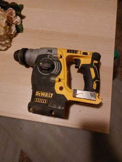 Dewalt  Roto Hammer 