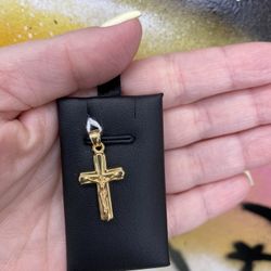 14k CROSS CHARM 