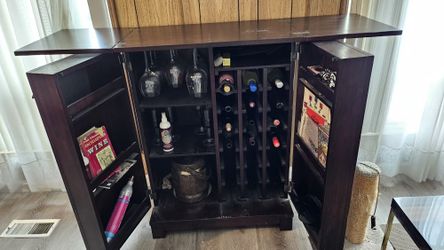 Solid Oak high quality Wine Bar