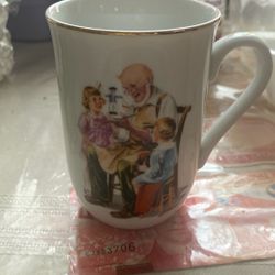 Mug Collectors Porcelain 