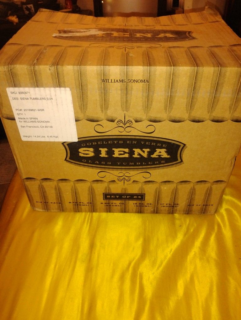24 BRAND NEW WILLIAM SONOMA SIENA GLASS TUMBLERS