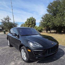 2017 Porsche Macan
