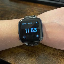 Fit Bit Versa 2