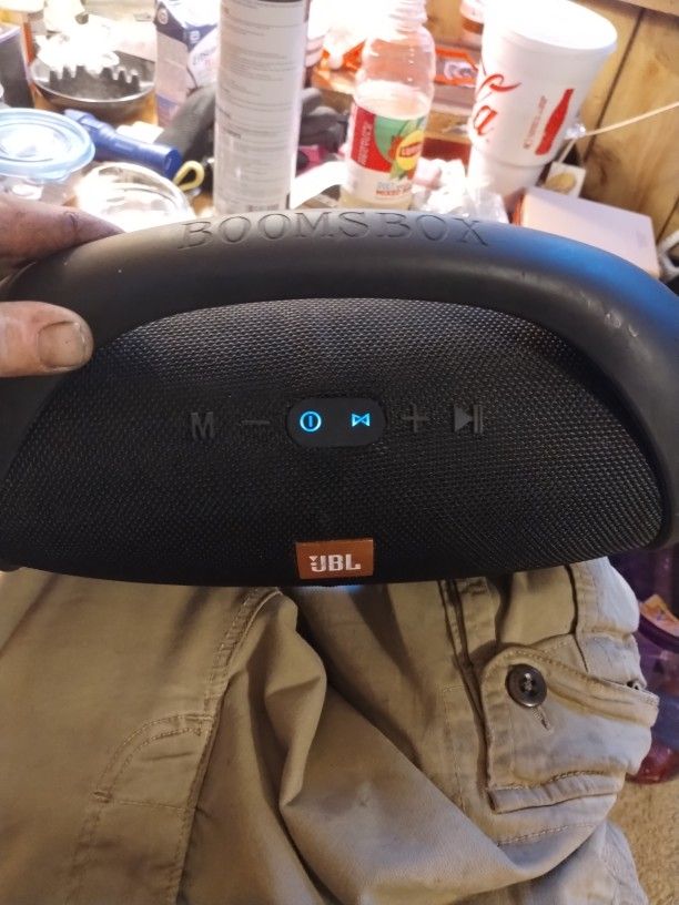 JBL BOOMS BOX 1