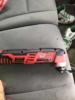 Milwaukee m12 multitool brand new