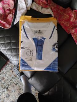 Hugo Sanchez Autographed Jersey