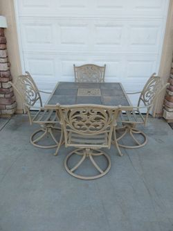 Patio Dining Set Table and 4 Chairs