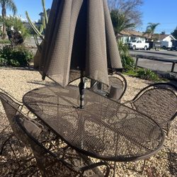 Patio Table  Umbrella And  4 Chair $ 250
