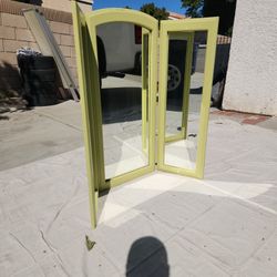 Folding Dresser Mirror
