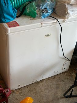 Deep freezer