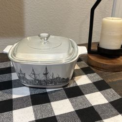 1970 Corning Ware Renaissance One And Three-Quarter Quart Baking Dish And Lid. Mint Condition.