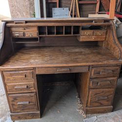 Vintage Rolltop Desk - A Classic With Character