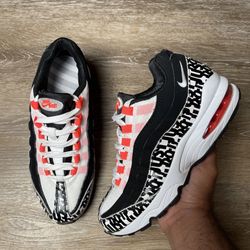 NIKE AIR MAX 95 PRINT "Just Do It" Sz 6.5Y