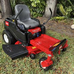 Toro Time Cutter SS 42” Used Like-New