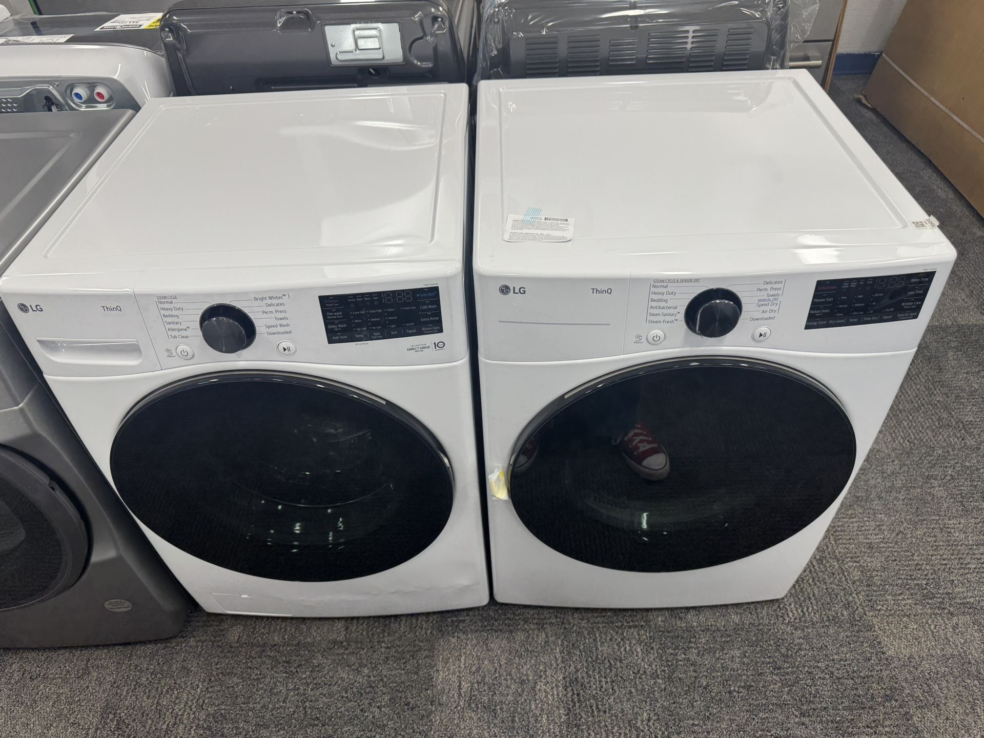 LG SMART WASHER AND DRYER SET