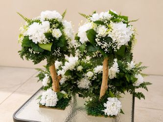 Elegant White Floral Wedding Centerpieces – Event Decor Set
