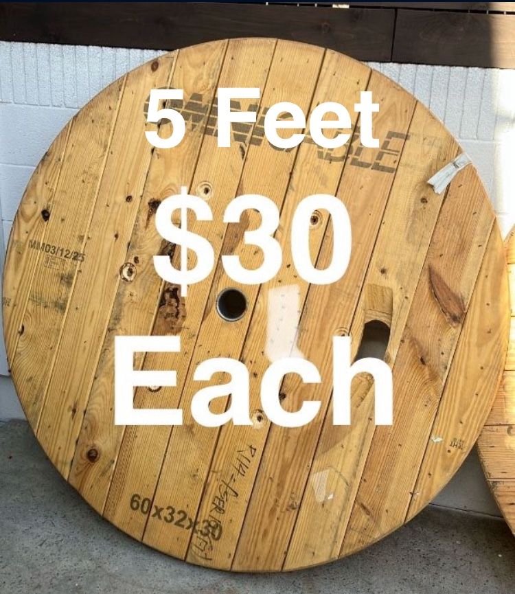 Reclaimed Wood , Round Tops , Rustic , Antique, Vintage , Farmhouse , Cowboy, Put Amazon Folding Legs On Them, Located In LaHabra