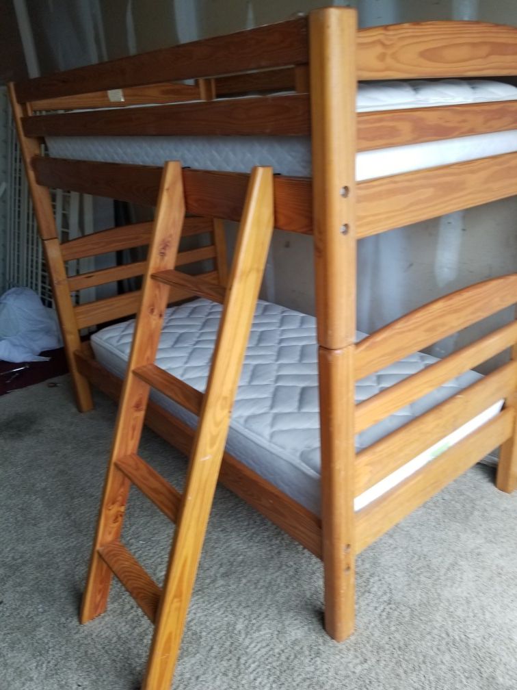 Solid wood bunk Bed