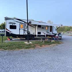 Toyhauler 2016 Stryker M3010