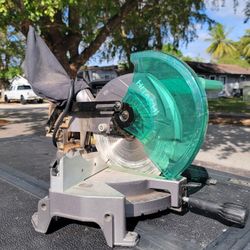 Hitachi Miter Saw
