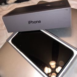 iPhone 8 Plus (64GB)