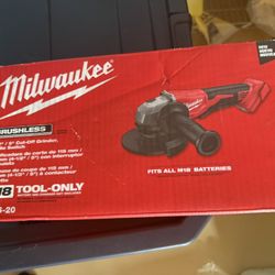Milwaukee Grinder