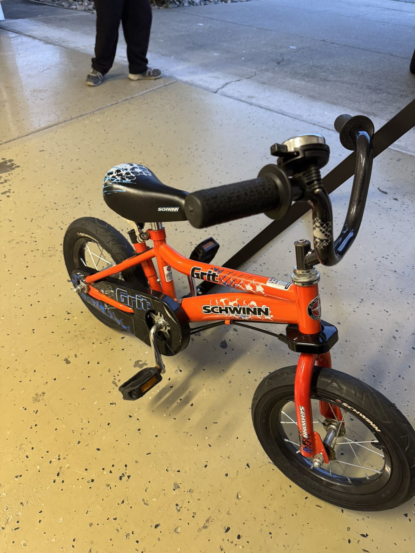 12 Inch Wheel Schwinn Kids Bicycle 