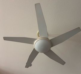 Ceiling Fan 5 blade 48” white