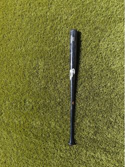 Uncracked Professional Birch Baseball Bat