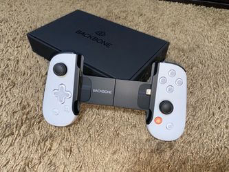 PlayStation Backbone iPhone controller