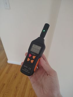 Emf detector