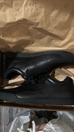 Men’s Size 10 Shoes for Crews.