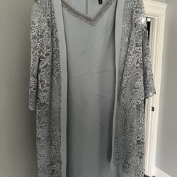 Woman dress size 14