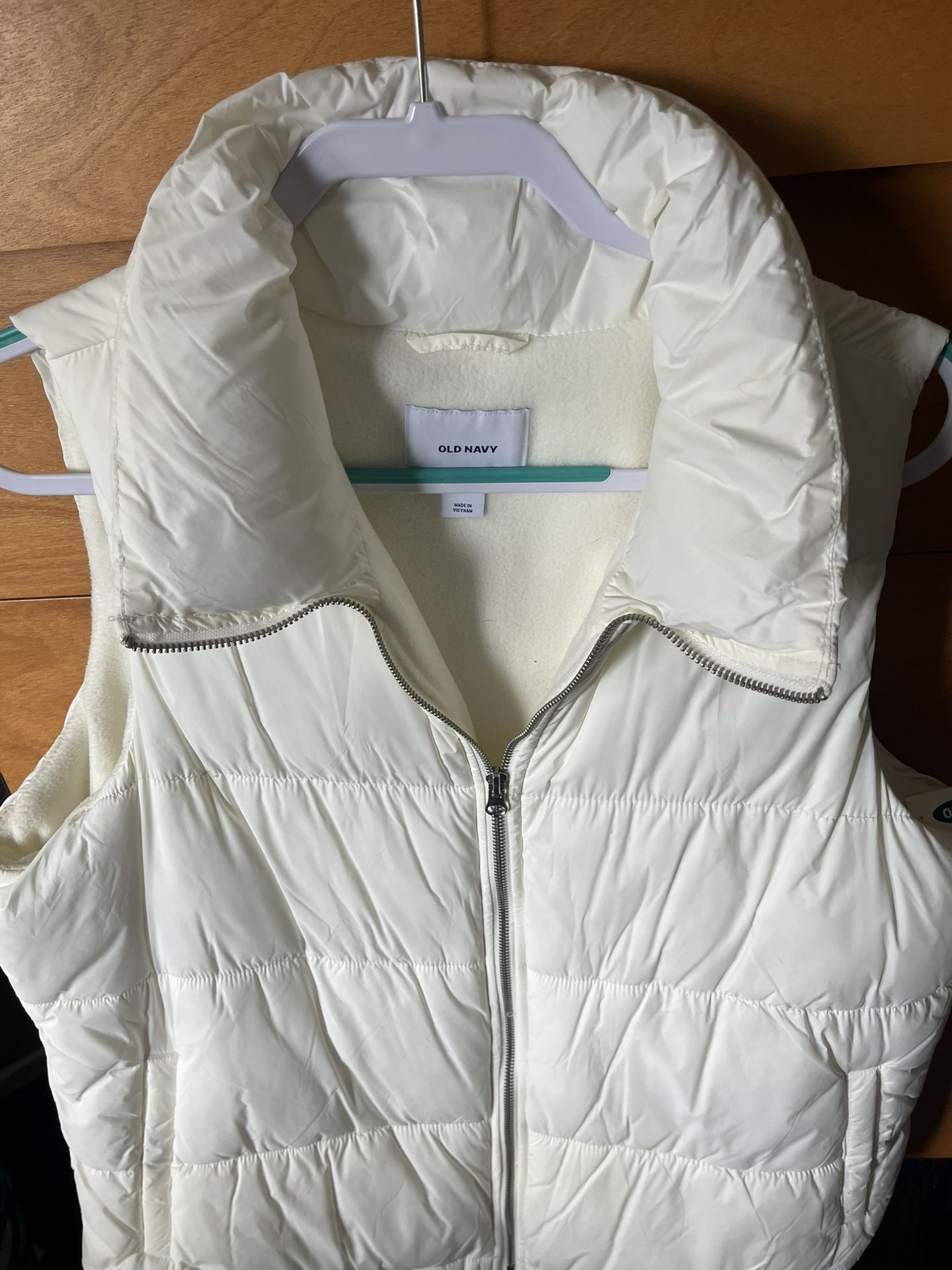 Water Resistant Puffer Vest