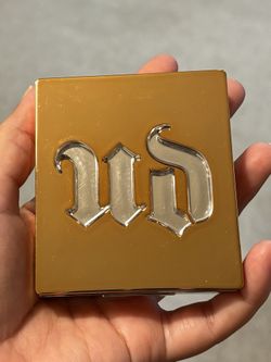 Urban Decay Up To 16 Hrs Powder Foundation 